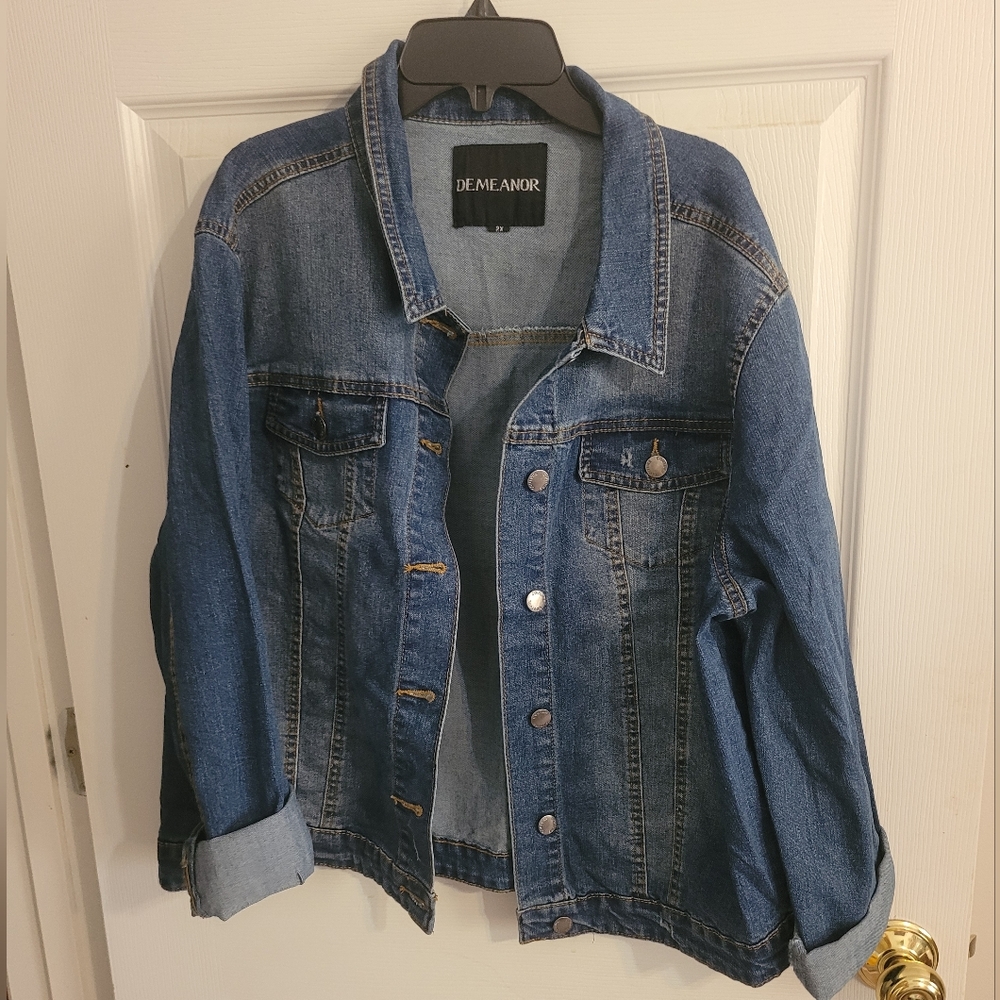 Demeanor Jean Denim Jacket